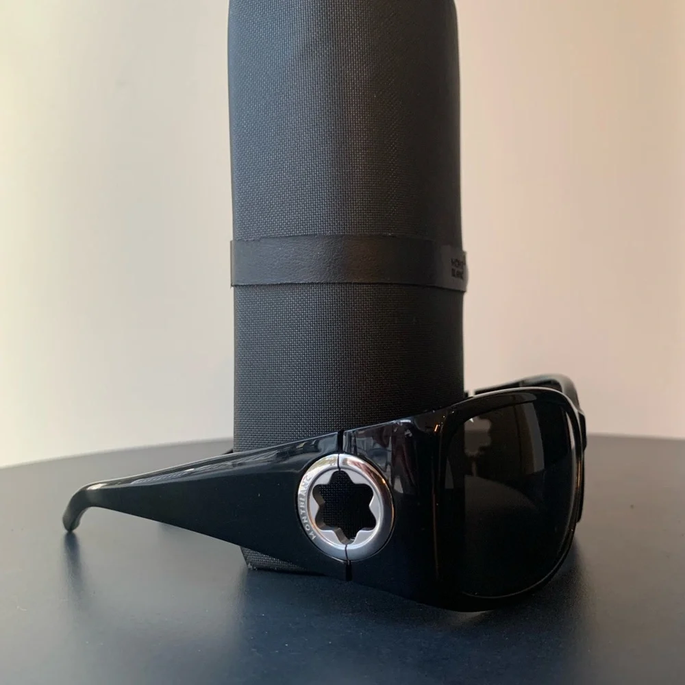 Montblanc Black Women's Oversized Sunglasses
